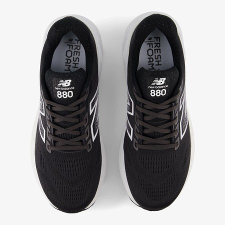 NEW BALANCE  880v15