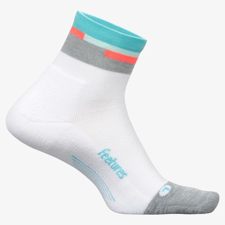 FEETURES  Elite Light Cushion Qtr Socks