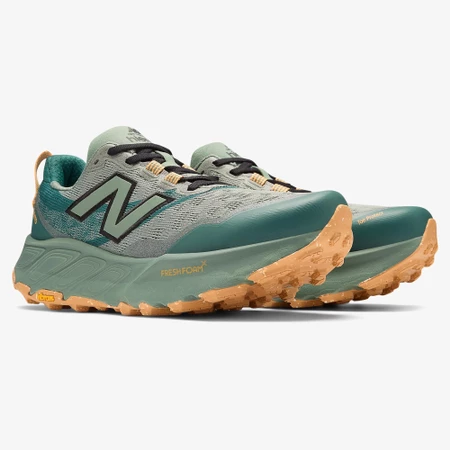 New Balance Hierro V9 2E Wide in Dark Juniper