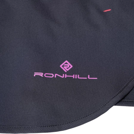 Ronhill Tech 4.5in Shorts in Black/Razz