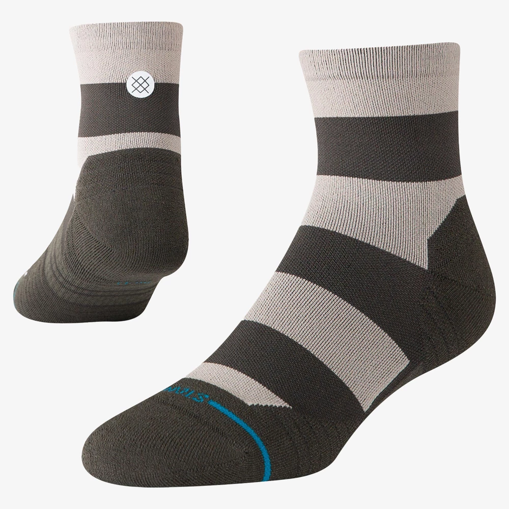 Stance Run Light Quarter Socks in Washed Black