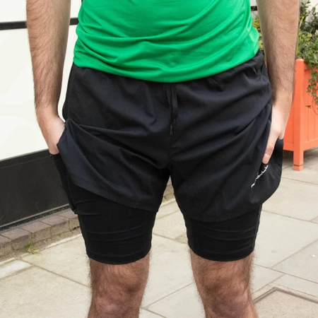Ronhill Tech 5IN Twin Shorts in Black