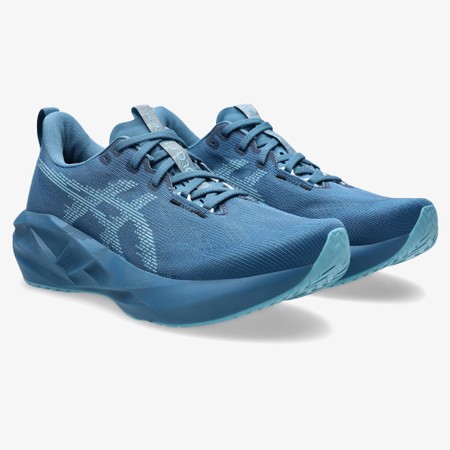 ASICS  Novablast 5