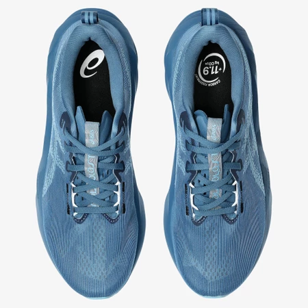 Asics Novablast 5 in Winter Sea
