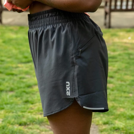 2XU Aero 4 Inch Shorts in Black