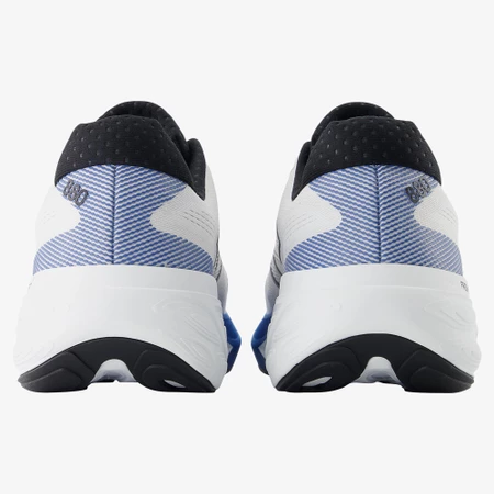 New Balance 880v15 in White/Blue