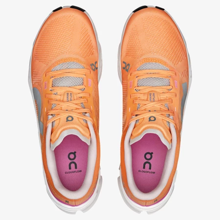 On Cloudflow 5 in Tangerine/Silver