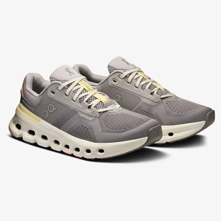 On Cloudrunner 2 in Lilac/Ivory