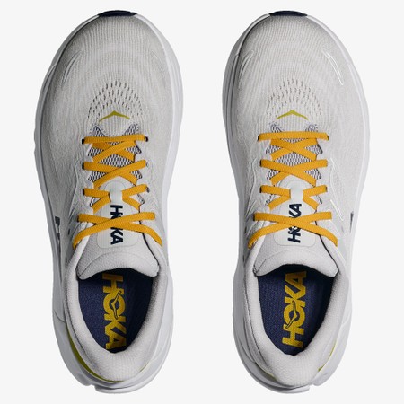 HOKA  Arahi 8 Wide