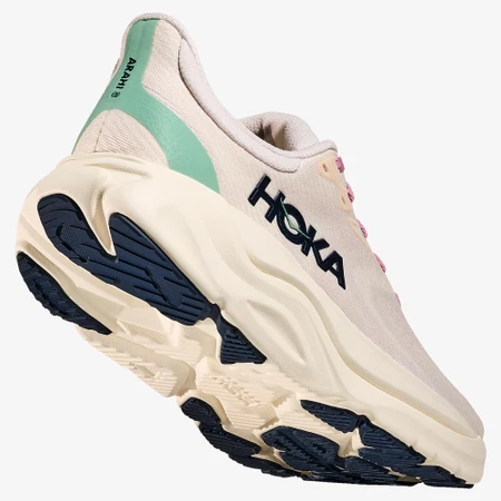 Hoka Arahi 8 in Rose Cream
