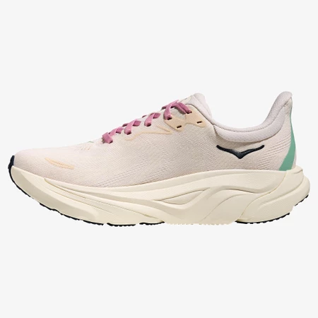 Hoka Arahi 8 in Rose Cream