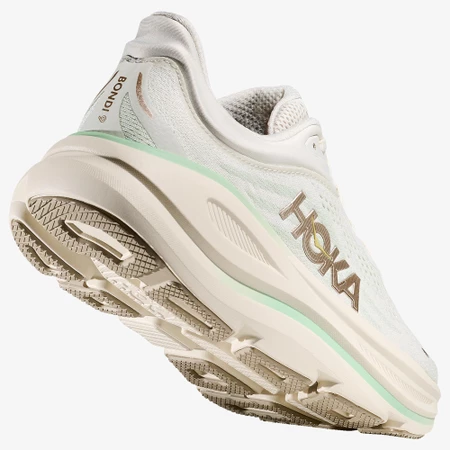 Hoka Bondi 9 in Truffle Salt
