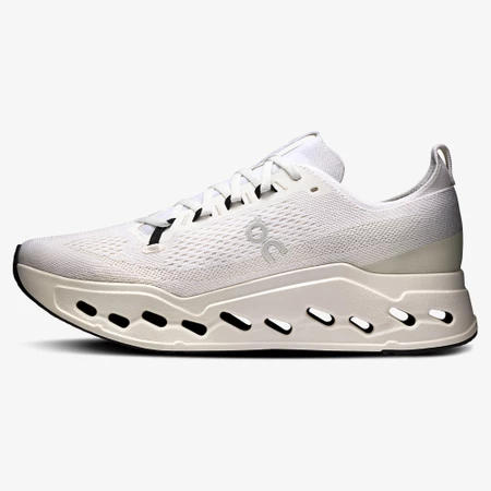 On CloudSurfer Max in White/White