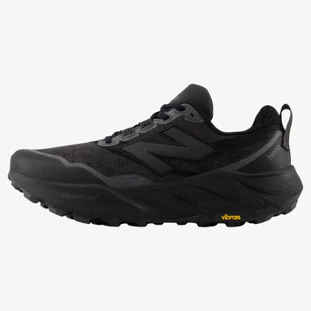 New Balance Hierro V9 2E Wide in Black Cement