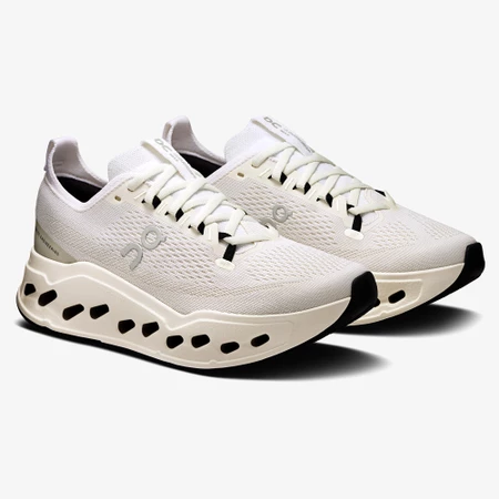 On CloudSurfer Max in White/White
