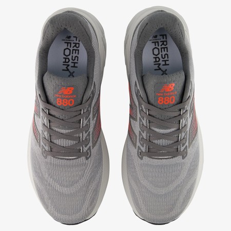 NEW BALANCE  880v15 2E Wide