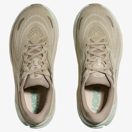 HOKA  Arahi 8