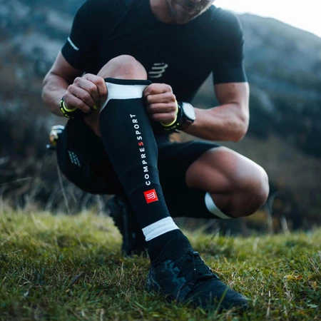 Compressport Calf Sleeves R2 3.0 in Black