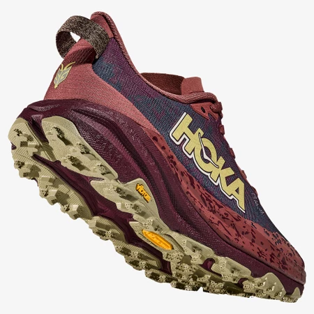 Hoka Speedgoat 6 in Rouge/Black