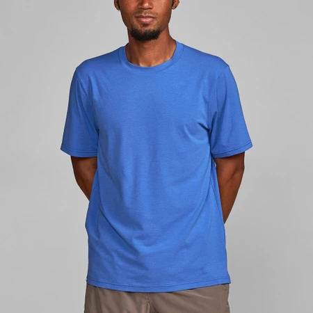 Janji Circa Daily Tee in Blueberry