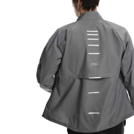 On Weather Jacket Lumos in Lumos/Eclipse