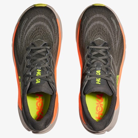 HOKA  Arahi 8