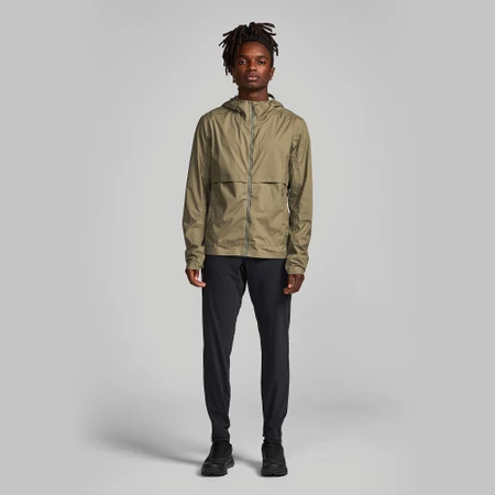 Janji Rainrunner Pack Jacket 2.0 in Conifer