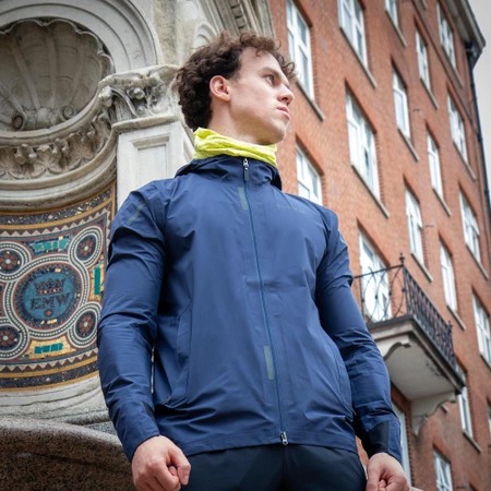 Gorewear Concurve Gore-Tex Jacket in Orbit Blue