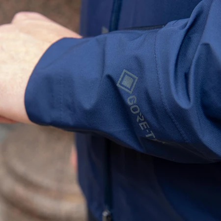 Gorewear Concurve Gore-Tex Jacket in Orbit Blue