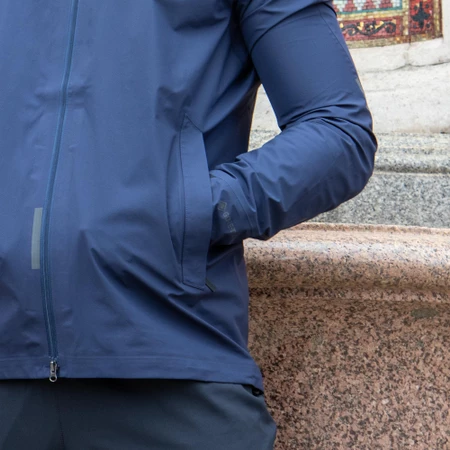 Gorewear Concurve Gore-Tex Jacket in Orbit Blue