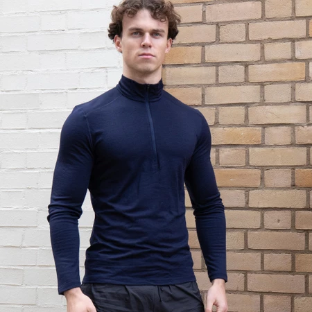 Icebreaker 200 Oasis Half Zip Top in Midnight