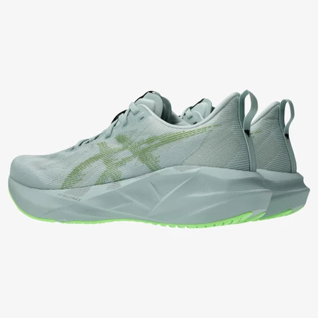 Asics Novablast 5 in Cold Moss/Orange