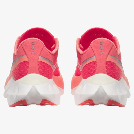 Saucony Endorphin PRO 4 in Coral/White