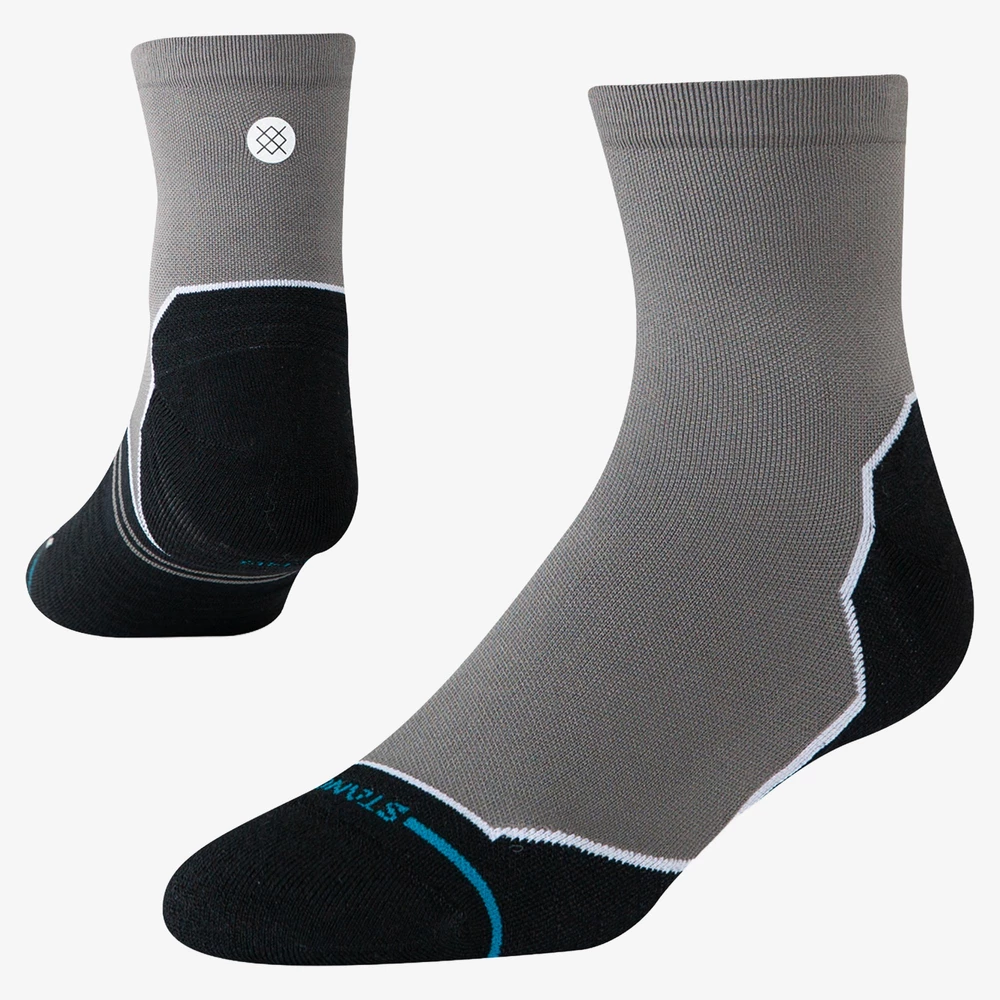 Stance Run Light Quarter Socks in Grey