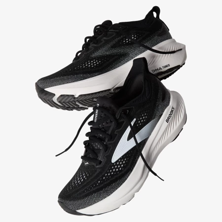 Brooks Glycerin 23 in Black/White