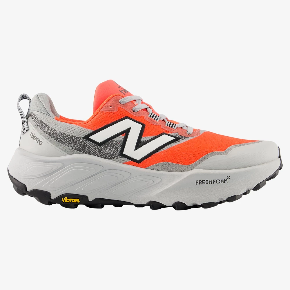 New Balance Hierro V9 2E Wide in Red/Grey