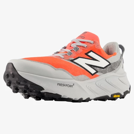 New Balance Hierro V9 2E Wide in Red/Grey