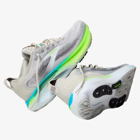 Brooks Adrenaline GTS 25 in  Oyster/Green