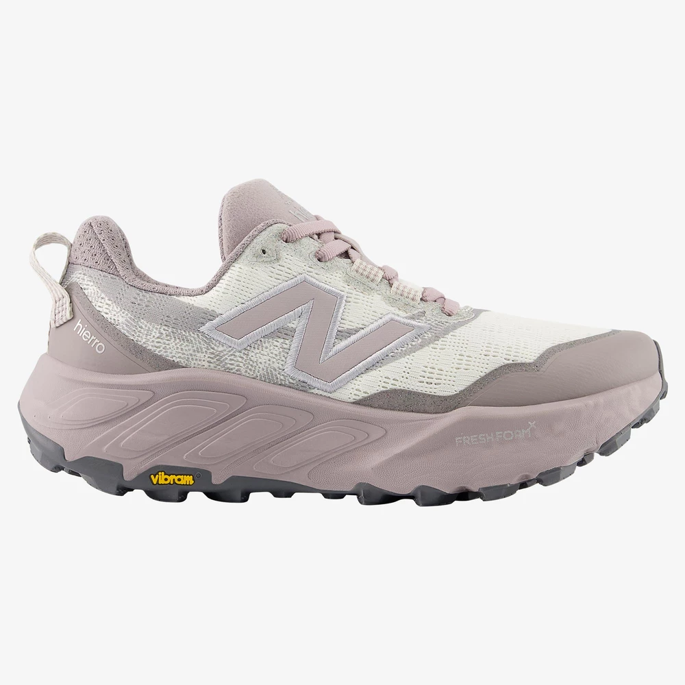 New Balance Hierro V9 D Wide in Sea Salt