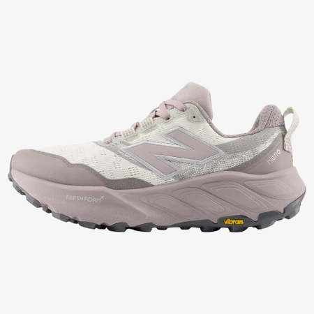 New Balance Hierro V9 D Wide in Sea Salt