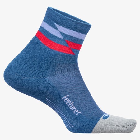 FEETURES  Elite Light Cushion Qtr Socks