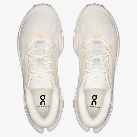 On Cloudrunner 3 in White Glacier