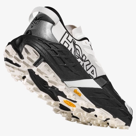 Hoka Speedgoat 7 Wide in Black/White