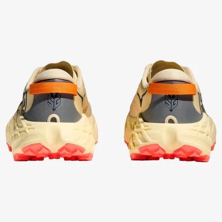 Hoka Speedgoat 7 in Vintage Yellow