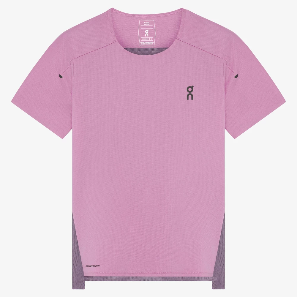 On Performance Tee in Sakura