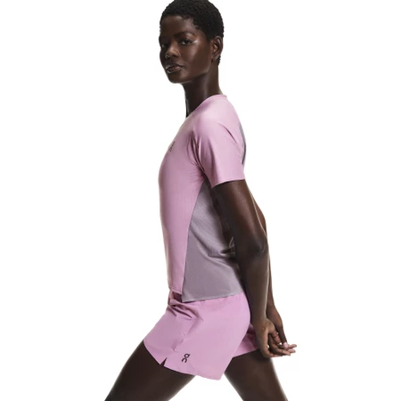 On Performance Tee in Sakura