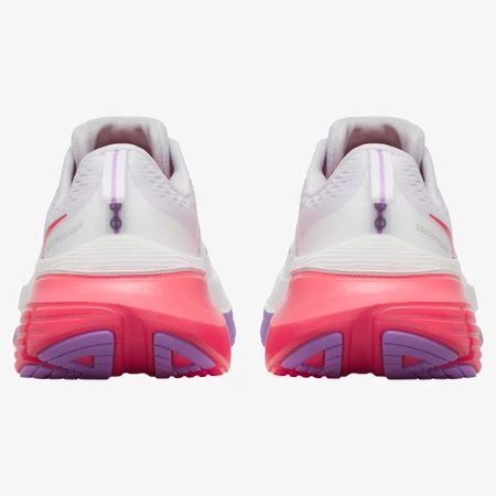 Saucony Guide 18 in White/Crocus