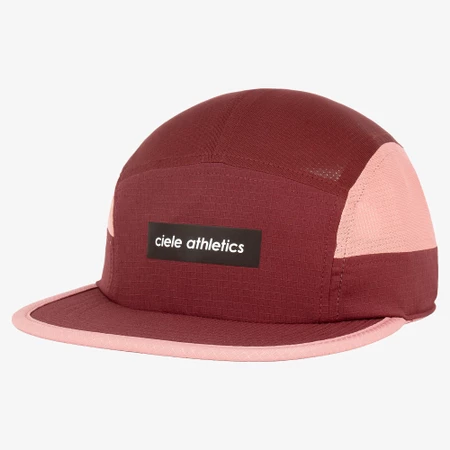Ciele GoCap Athletics in Maroon/Rose