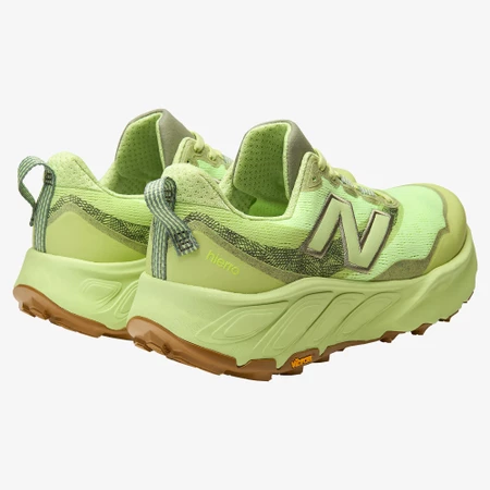 New Balance Hierro V9 2E Wide in Afterglow