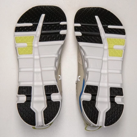 On Cloudcore 2 in Hare/Gourami 